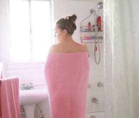 gifs boobs|towel drop. : r/BiggerThanYouThought